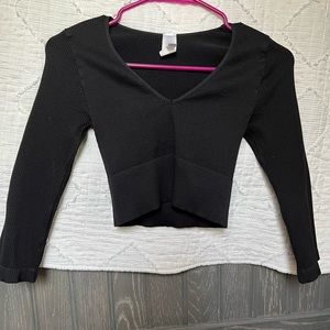 Black ribbed crop top